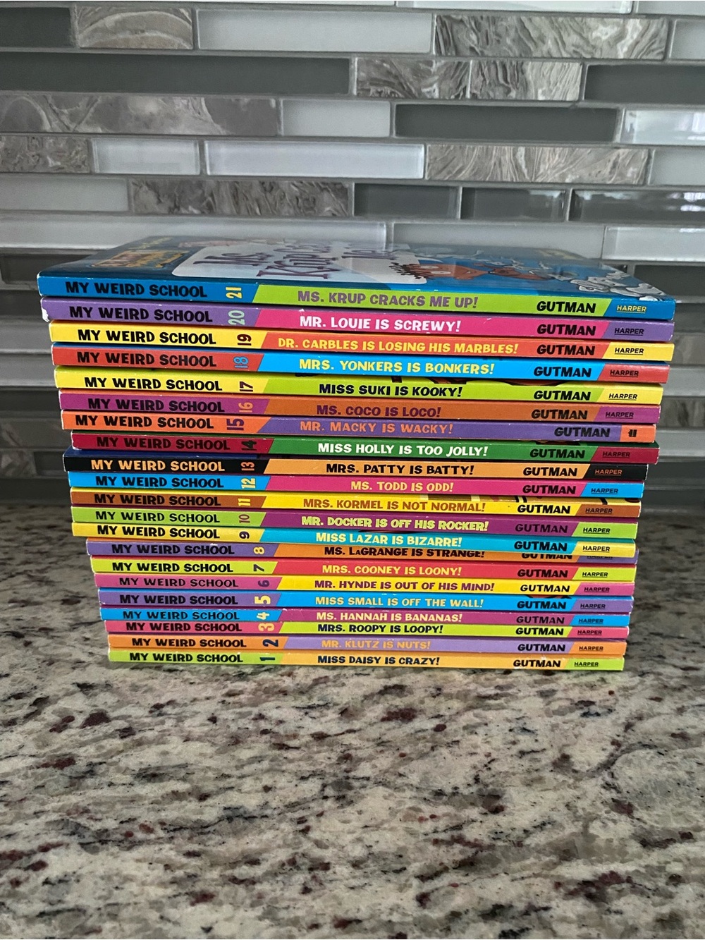 My Werid School book lot #1-21 Dan Gutman ages 7-10 chapter books